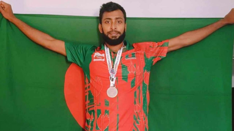 ইরানের পর এবার মালয়েশিয়ায় পদক মাহফুজুরের