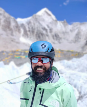 এভারেস্টচূড়ায় ষষ্ঠ বাংলাদেশি বাবর আলী