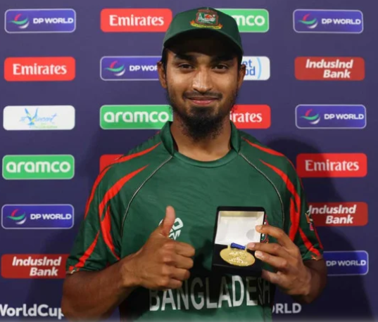 অনন্য রেকর্ড গড়ে ইতিহাসের পাতায় তানজিম