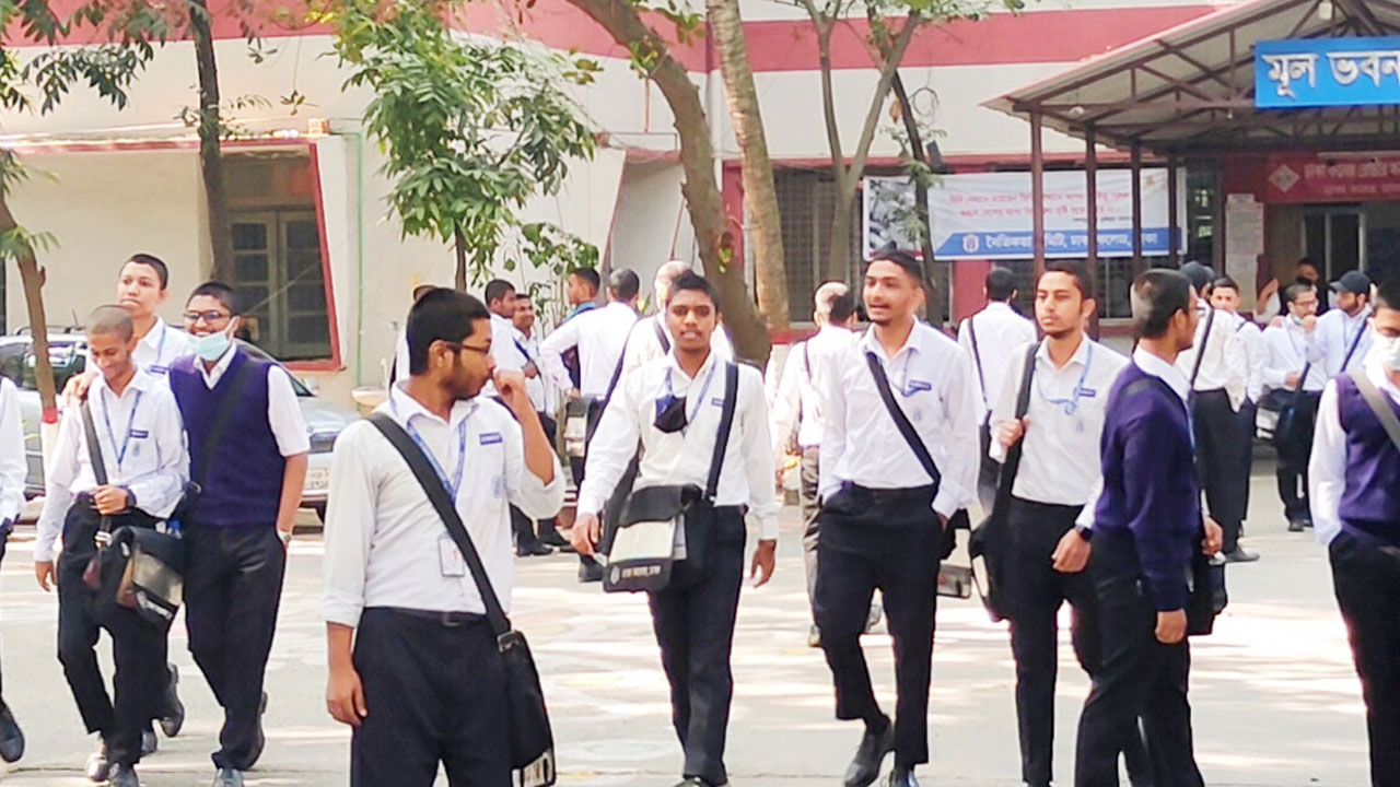 কলেজে ভর্তির প্রথম ধাপের ফল রোববার